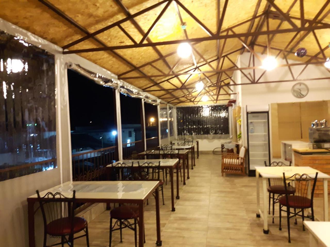 Apsa Butik Hotel Suhumi Exterior foto